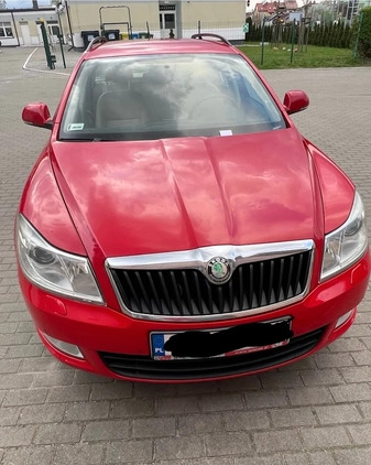 Skoda Octavia cena 23000 przebieg: 202169, rok produkcji 2012 z Gdynia małe 211